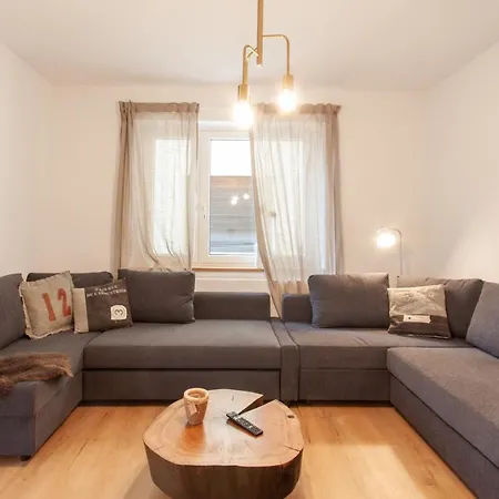Wohnen An Der Residenz Mit Terrasse Bis Zu 8 Personen Apartment Wurzburg Exterior photo