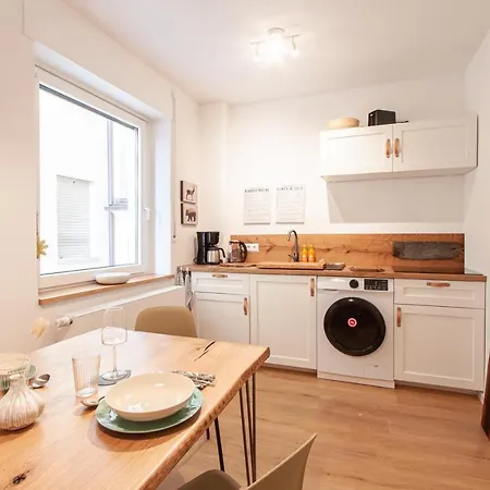 Wohnen An Der Residenz Mit Terrasse Bis Zu 8 Personen Apartment Wurzburg Exterior photo